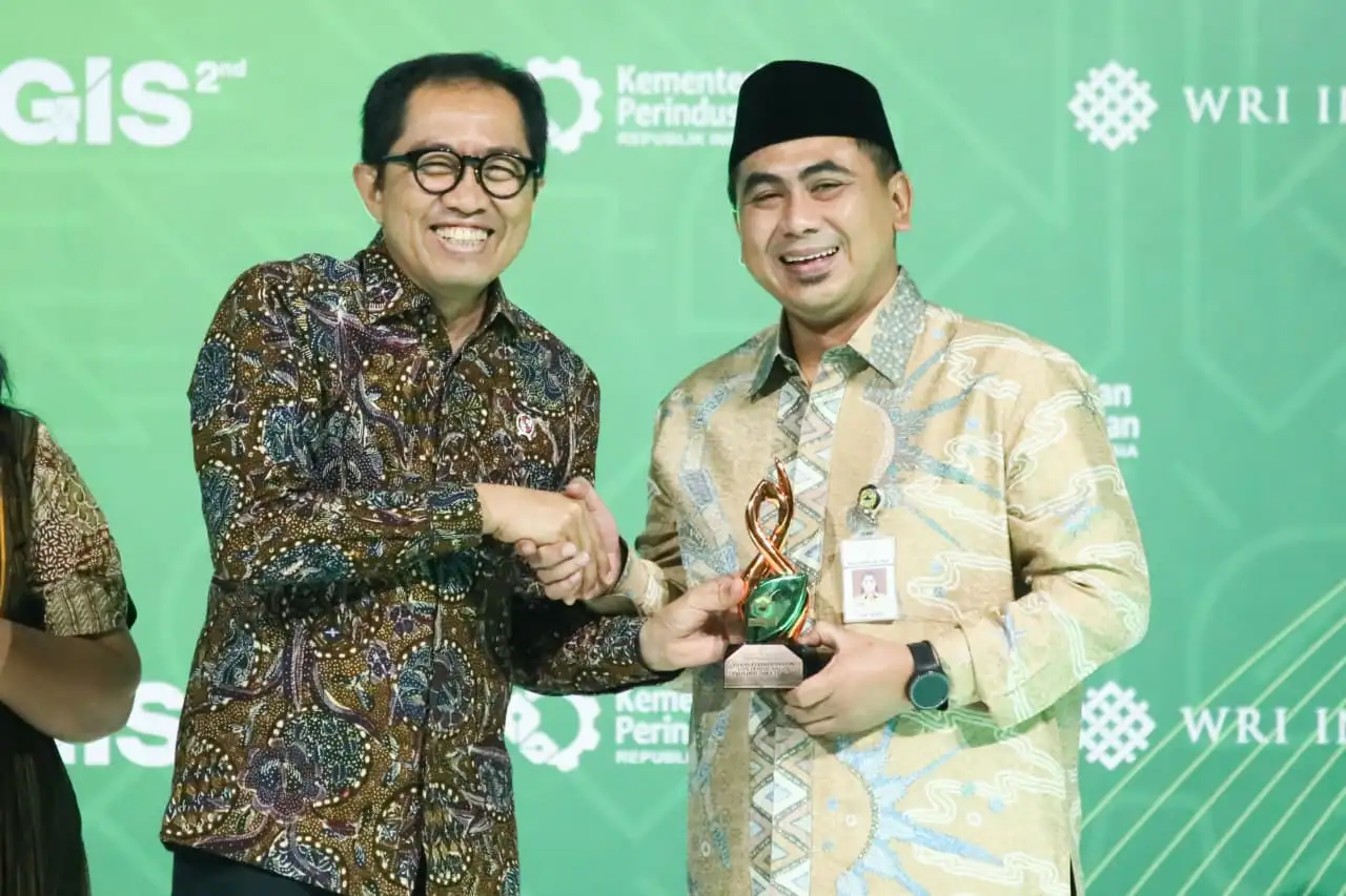 Pemprov Jateng Raih Penghargaan Pemda dengan Implementasi Industri Hijau Terbaik