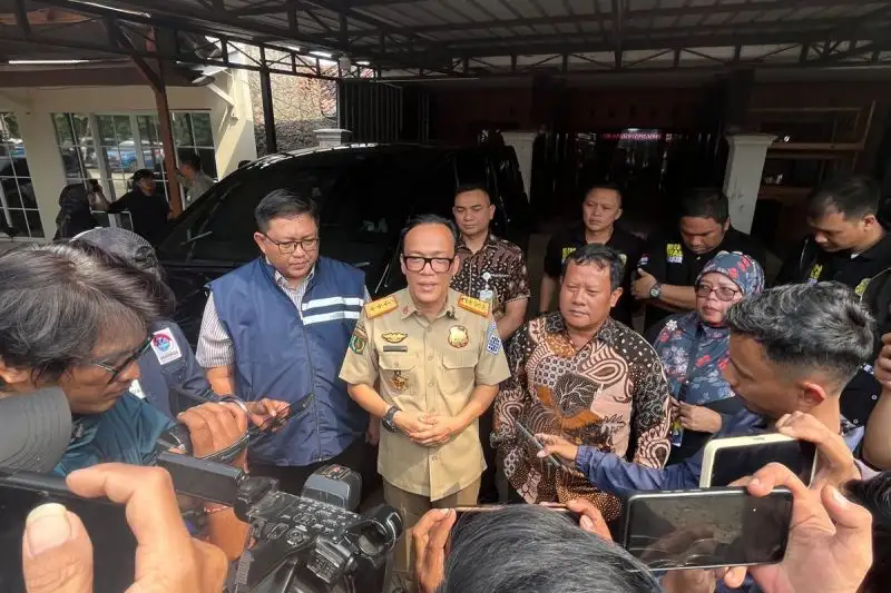 OTT KPK Ciduk Wamenaker Immanuel Ebenezer Terkait Kasus Pemerasan Perusahaan