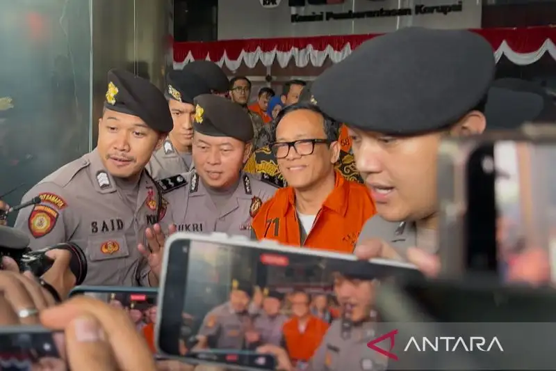 Presiden Prabowo Copot Immanuel Ebenezer dari Jabatan Wamenaker