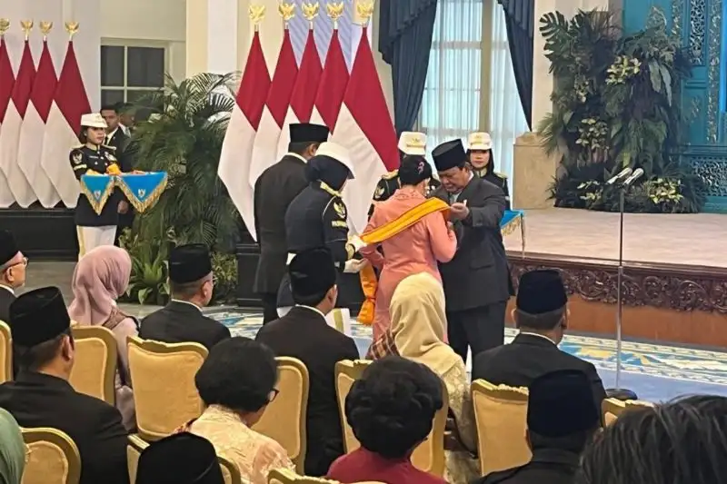 Prabowo Beri Penghargaan 141 Tokoh dari Puan, Bahlil hingga Teddy! Ini Daftarnya