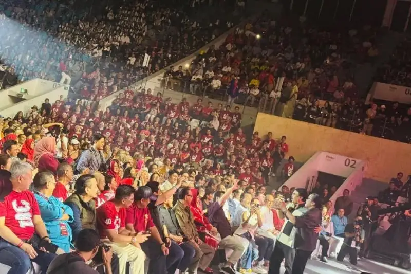 Boy Thohir Ajak Alumni SMAN 3 Jakarta Beri Inspirasi Siswa Sekolah