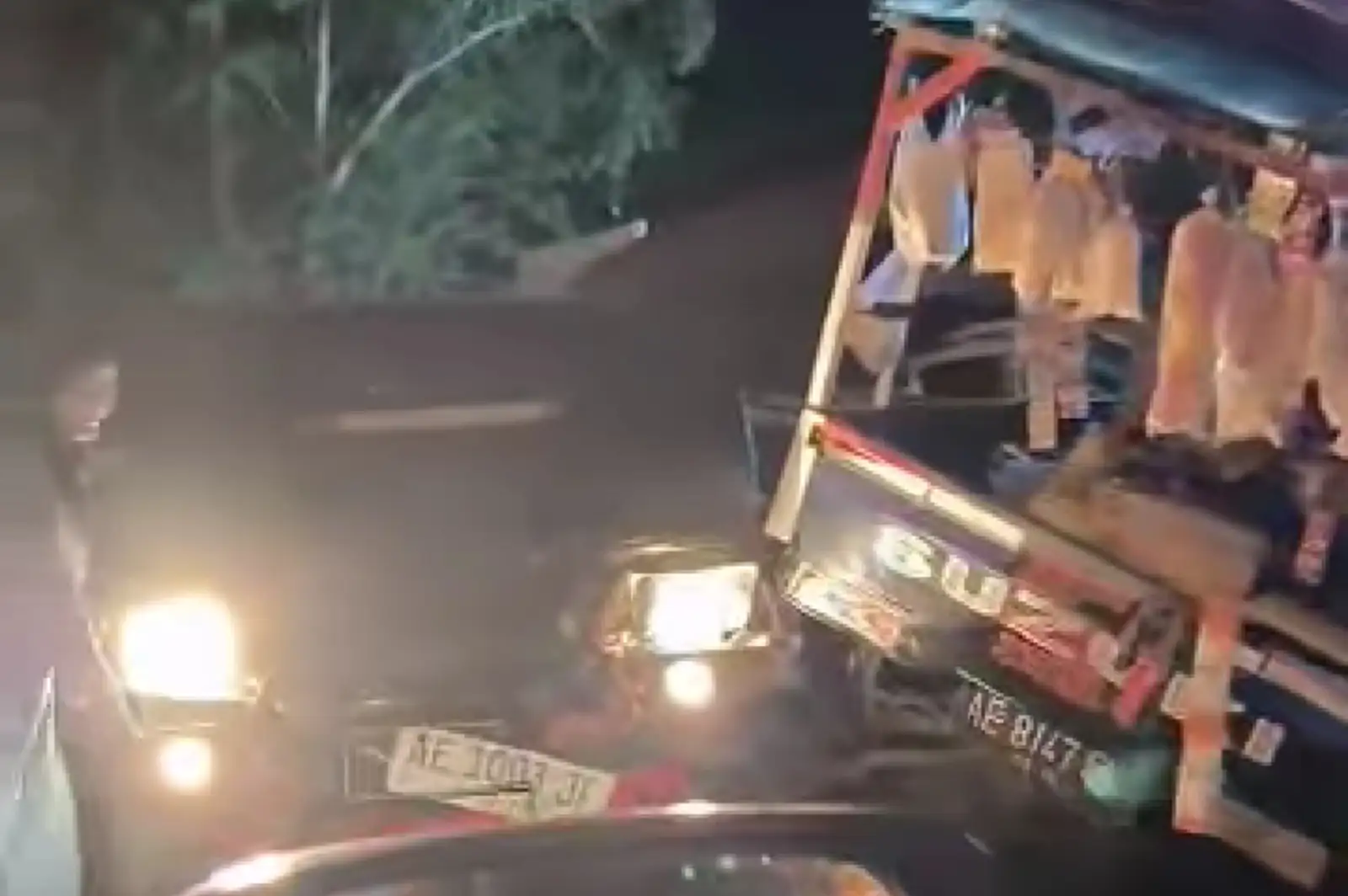 Truk Logistik Tabrak 5 Kendaraan di Ponorogo, Dua Orang Luka Serius
