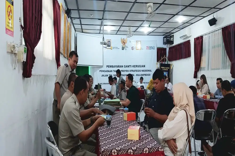 Cair! Sejumlah Warga di Sleman Terima UGR Tol Jogja-Solo, Nilainya Rp109 Miliar
