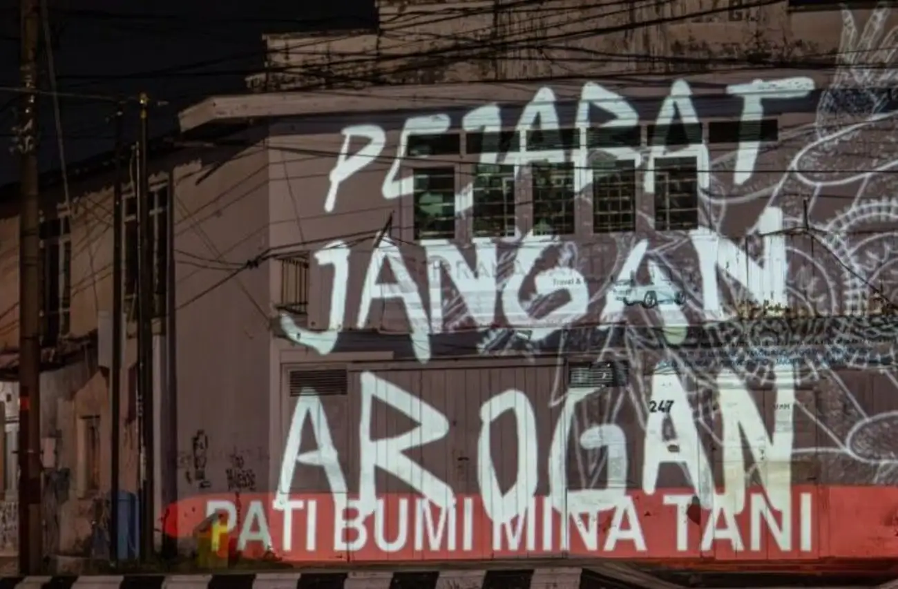 Bupati Pati Sudewo Tiba di Gedung KPK untuk Diperiksa Terkait Dugaan Suap DJKA