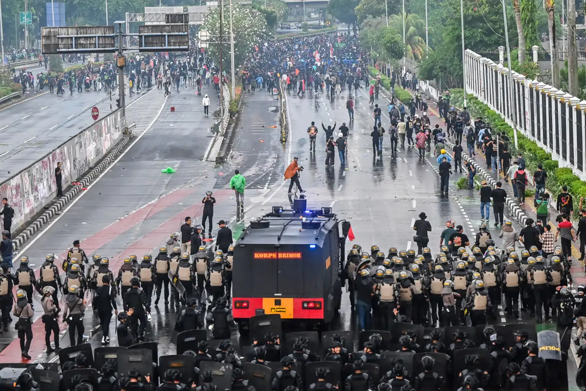 Ini Penyebab Kemarahan Rakyat Berujung Demo 25-29 Agustus 2025