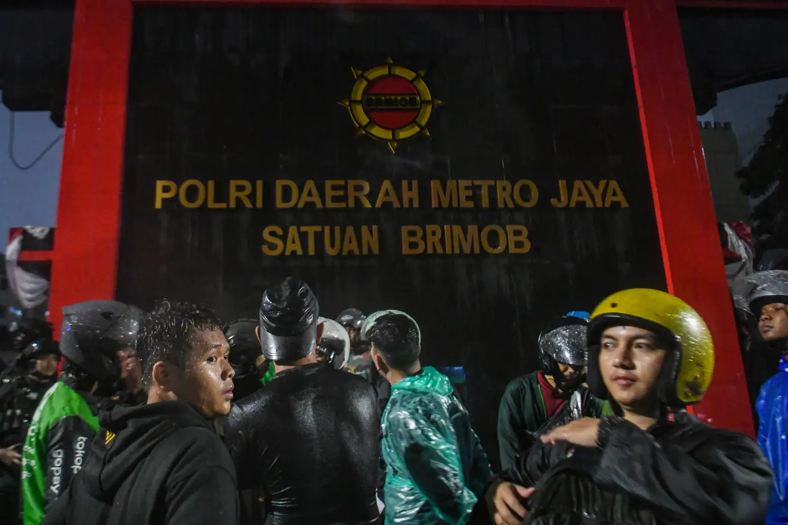 Mobil Brimob Tabrak Driver Ojol, Kompolnas Dorong Polda Metro Ungkap Pelaku