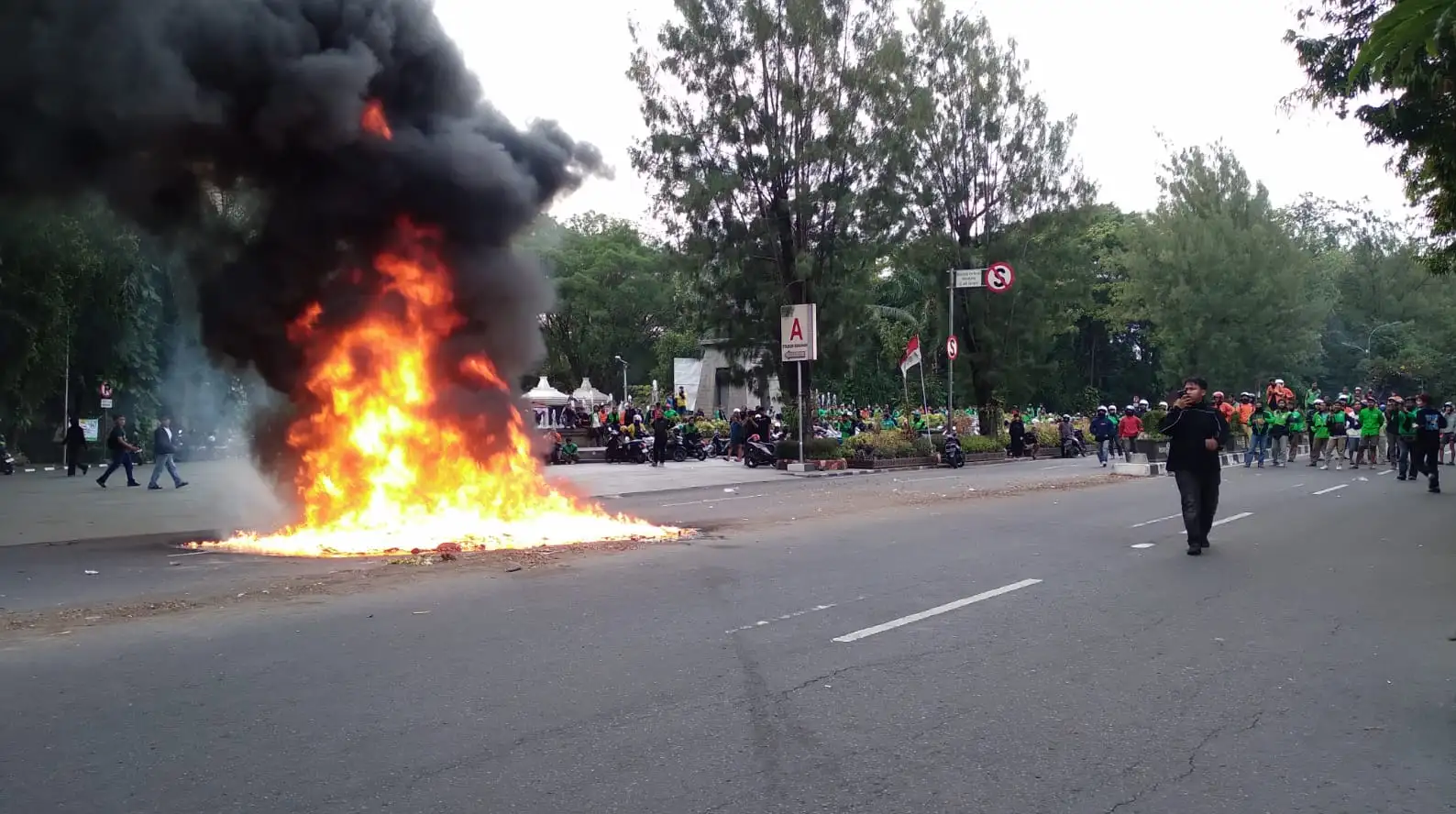 Deretan Kerusuhan di 14 Titik pada Demo 29 Agustus 2025