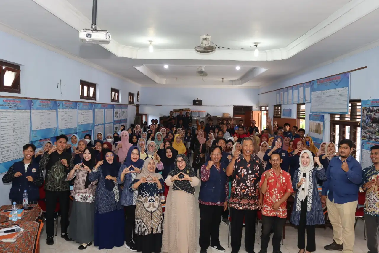 Mahasiswa KKN Aksara UMKLA Kuatkan Potensi Jimbung Klaten lewat Digitalisasi