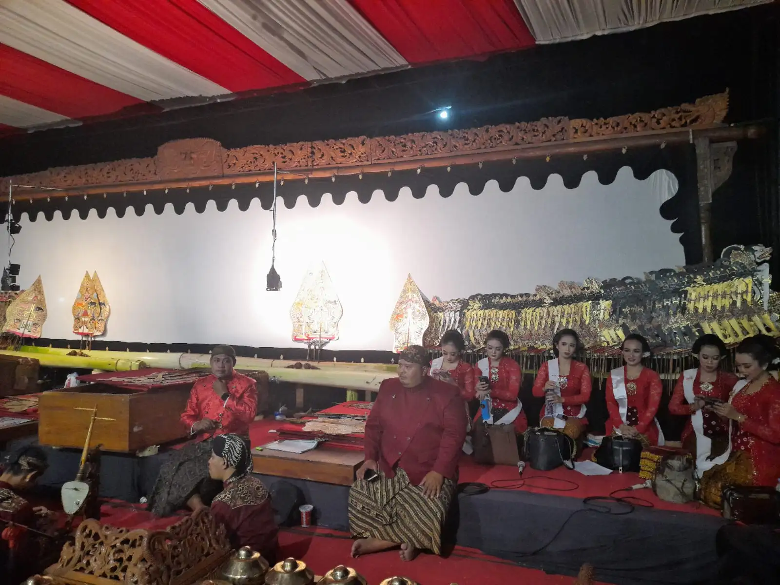 DPRD Sragen Gelar Wayangan sebelum Insiden Anarkis Pecah