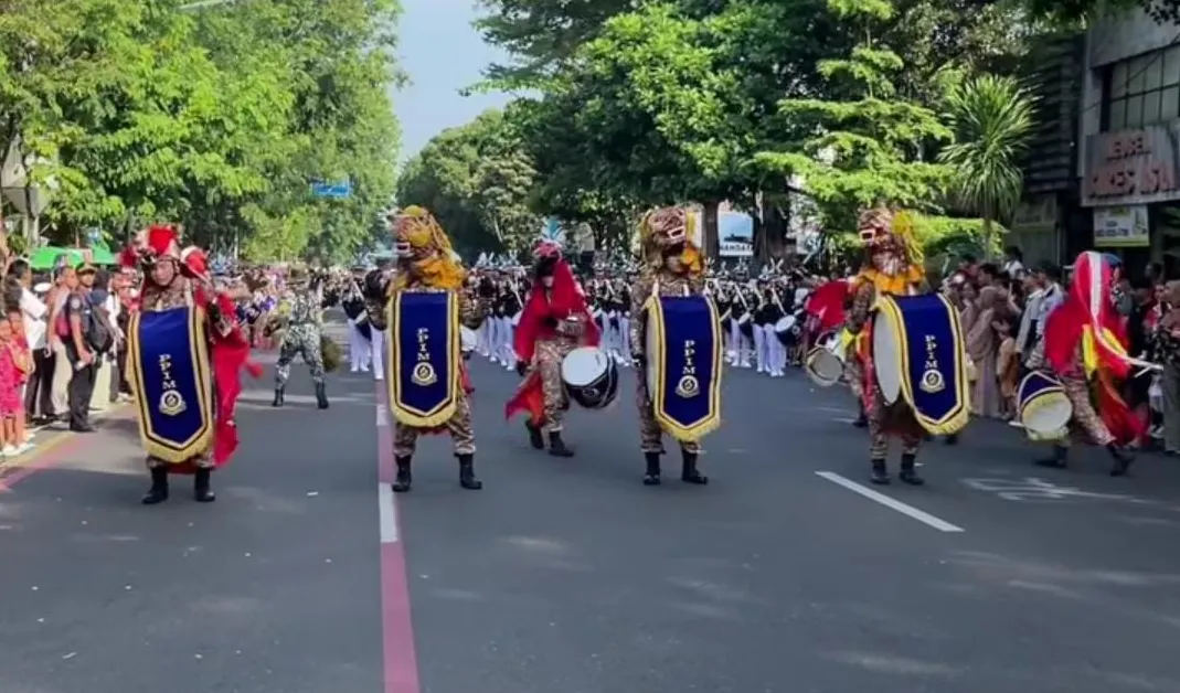 Status Tanggap Darurat, CFD Solo Tetap Meriah dengan Kirab Budaya