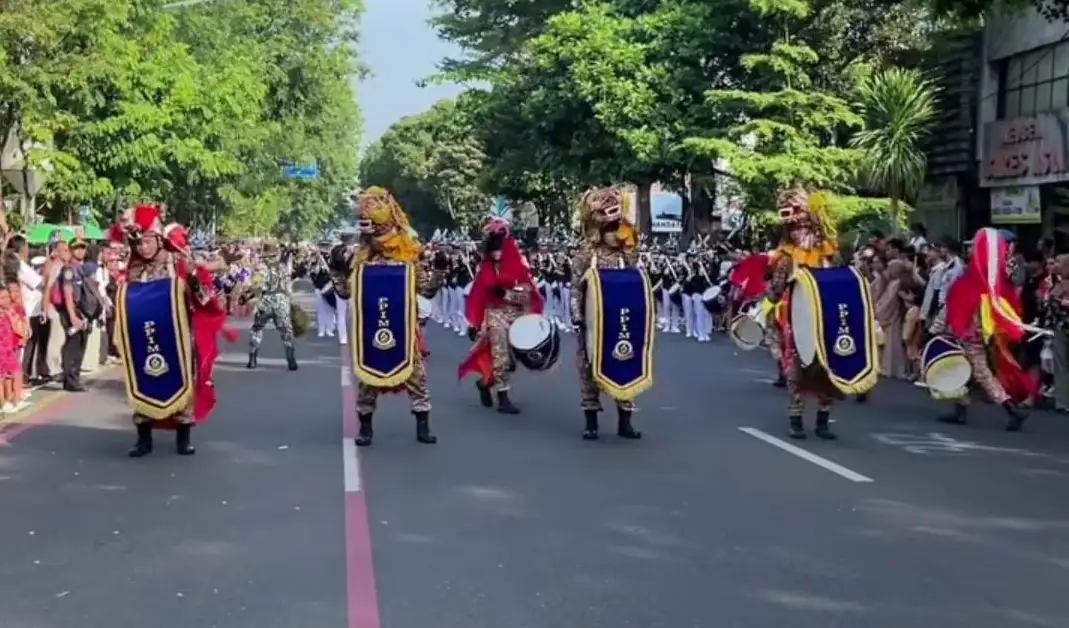 Status Tanggap Darurat, CFD Solo Tetap Meriah dengan Kirab Budaya
