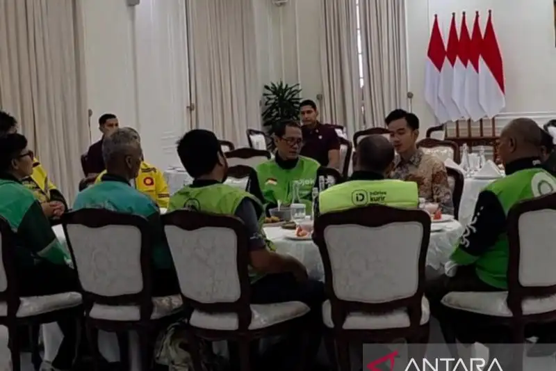 Gibran Gelar Pertemuan dengan Wakil Driver Ojol di Istana Wapres