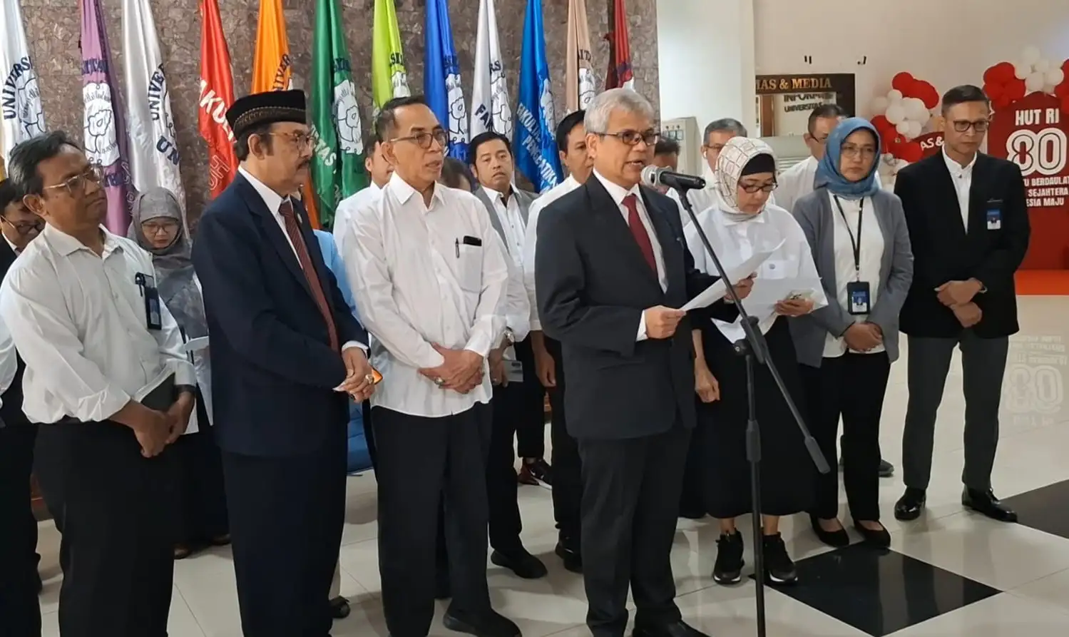 UNS Solo Sampaikan 6 Pernyataan Sikap soal Situasi Negara, Ada Pesan untuk DPR