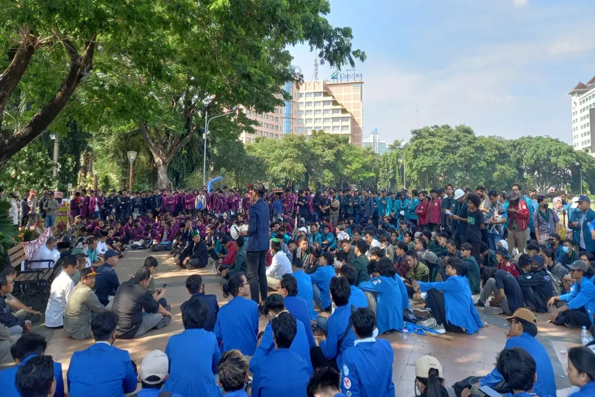 BEM Semarang Raya Desak Bebaskan Mahasiswa, Kapolda Jateng Absen