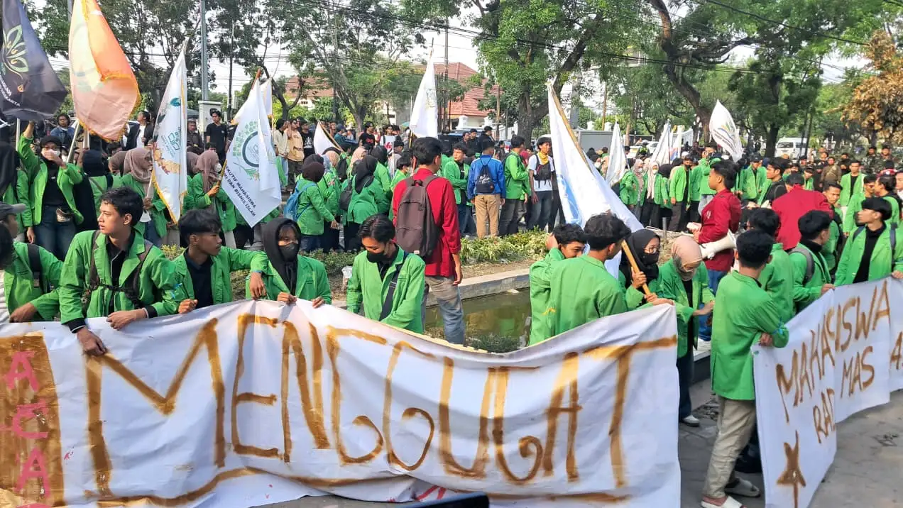 Demo Mahasiswa di DPRD Solo Berjalan Damai, Kapolresta: Ini Demokrasi yang Sehat
