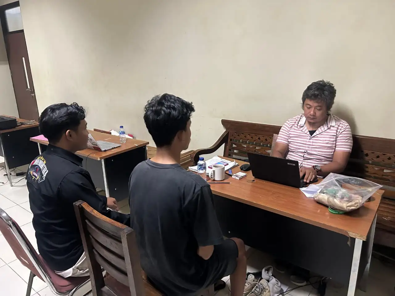 Simpan 21 Paket Sabu-Sabu di Dompet dan Celana, Pengedar Ditangkap di Sukoharjo