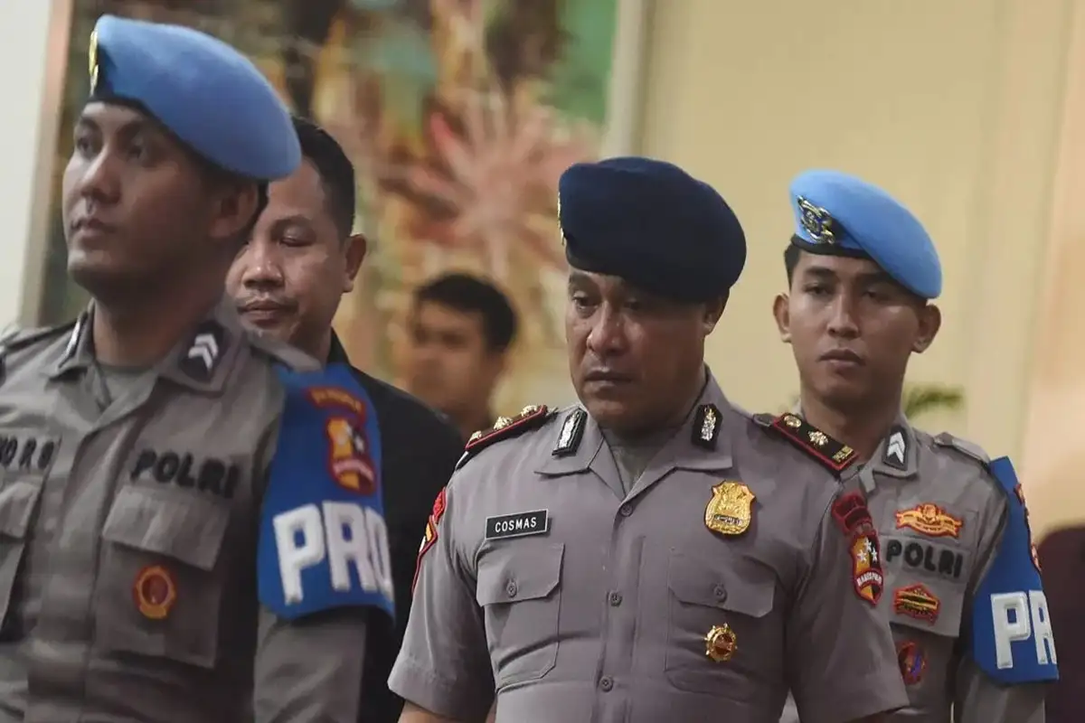 Gelombang Dukungan Besar untuk Kompol Kosmas Tolak Pemecatan Tidak Hormat
