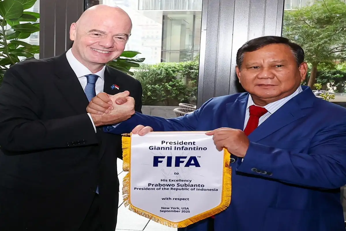 Prabowo Sambut Presiden FIFA Gianni Infantino di New York