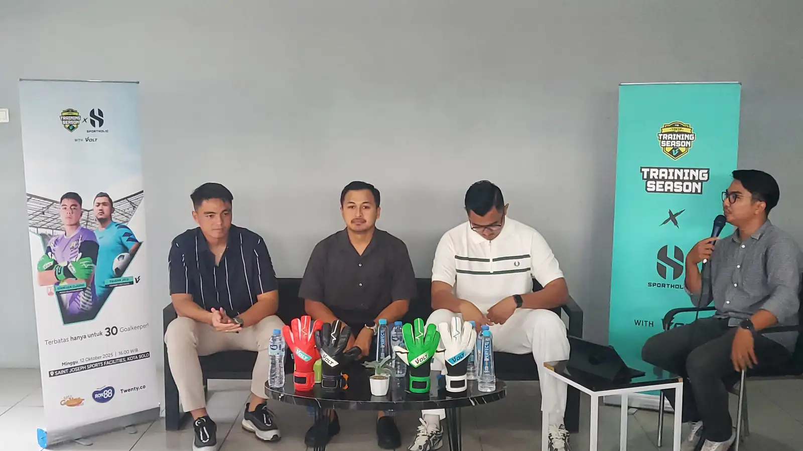 Gianluca Pandeynuwu: Pergantian Bola Tiap Musim Berpengaruh bagi Kiper