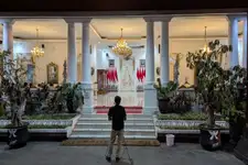 Rus tilida jinsiy aloqa boyicha video darslik Dimitrovgraddagi yalangoch qizlar