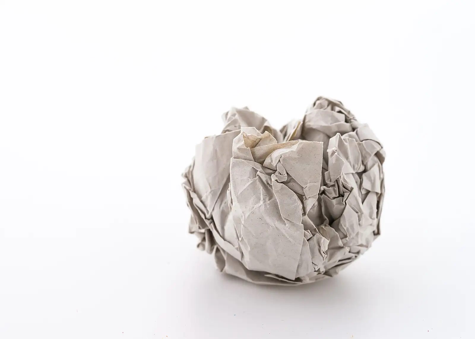 Limbah Kertas Jadi Ancaman Tersembunyi di Balik Lembaran Putih