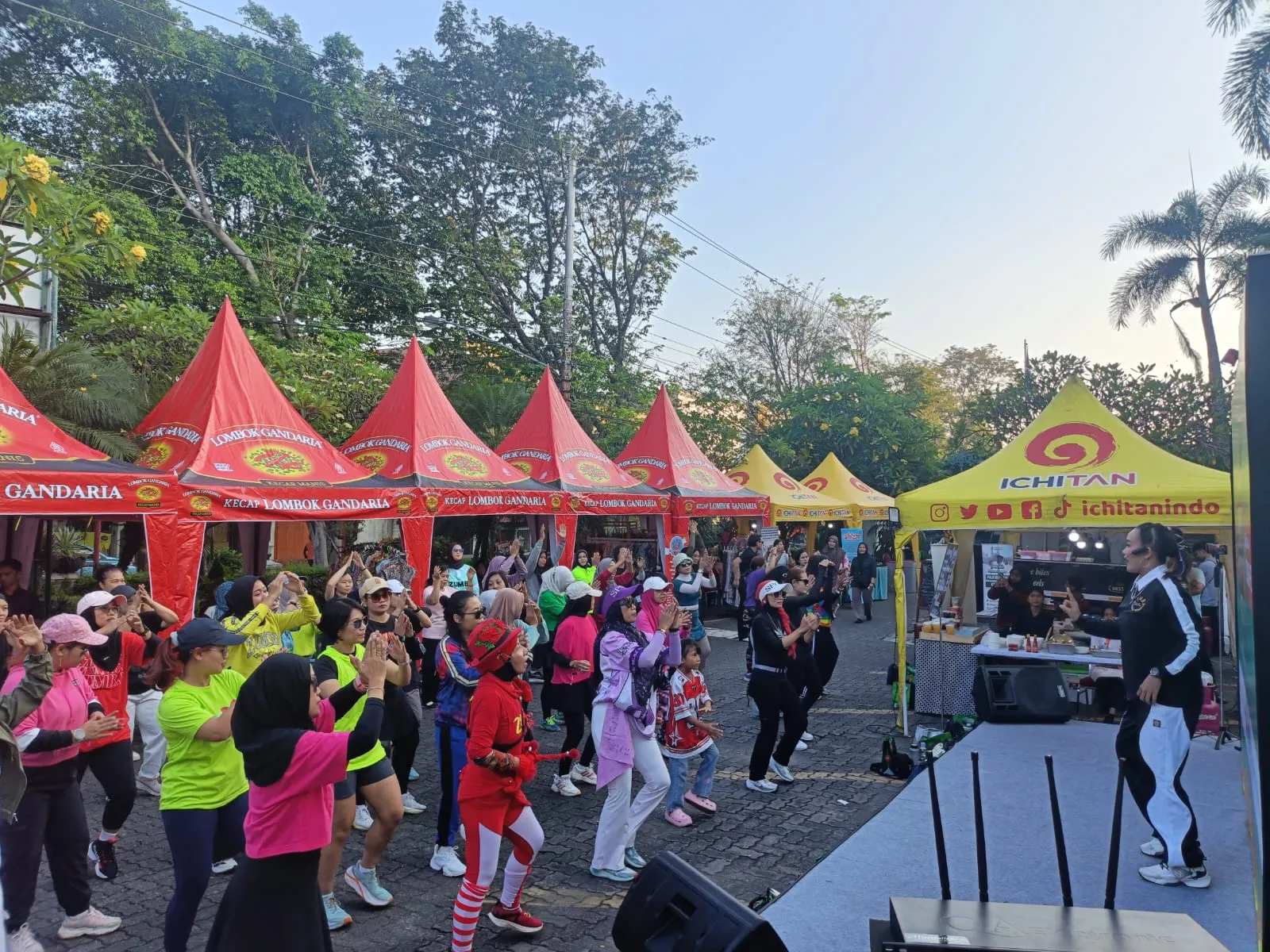 Sunday Market di Sahid Jaya Solo Padukan Seni, Ekonomi, dan Gaya Hidup