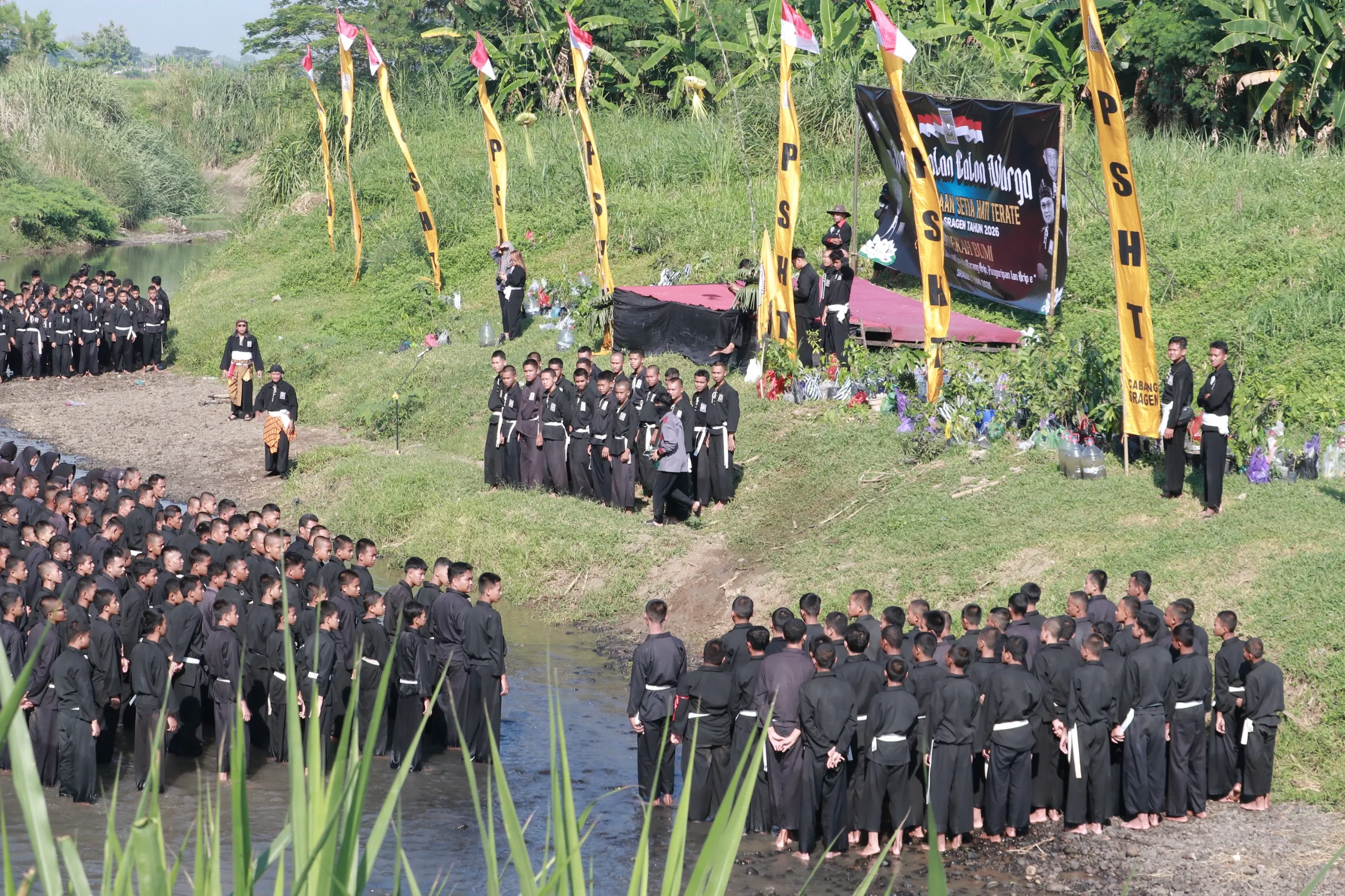 Jelang Pengesahan, 572 Calon Warga PSHT Sragen Napak Tilas Pangeran Mangkubumi