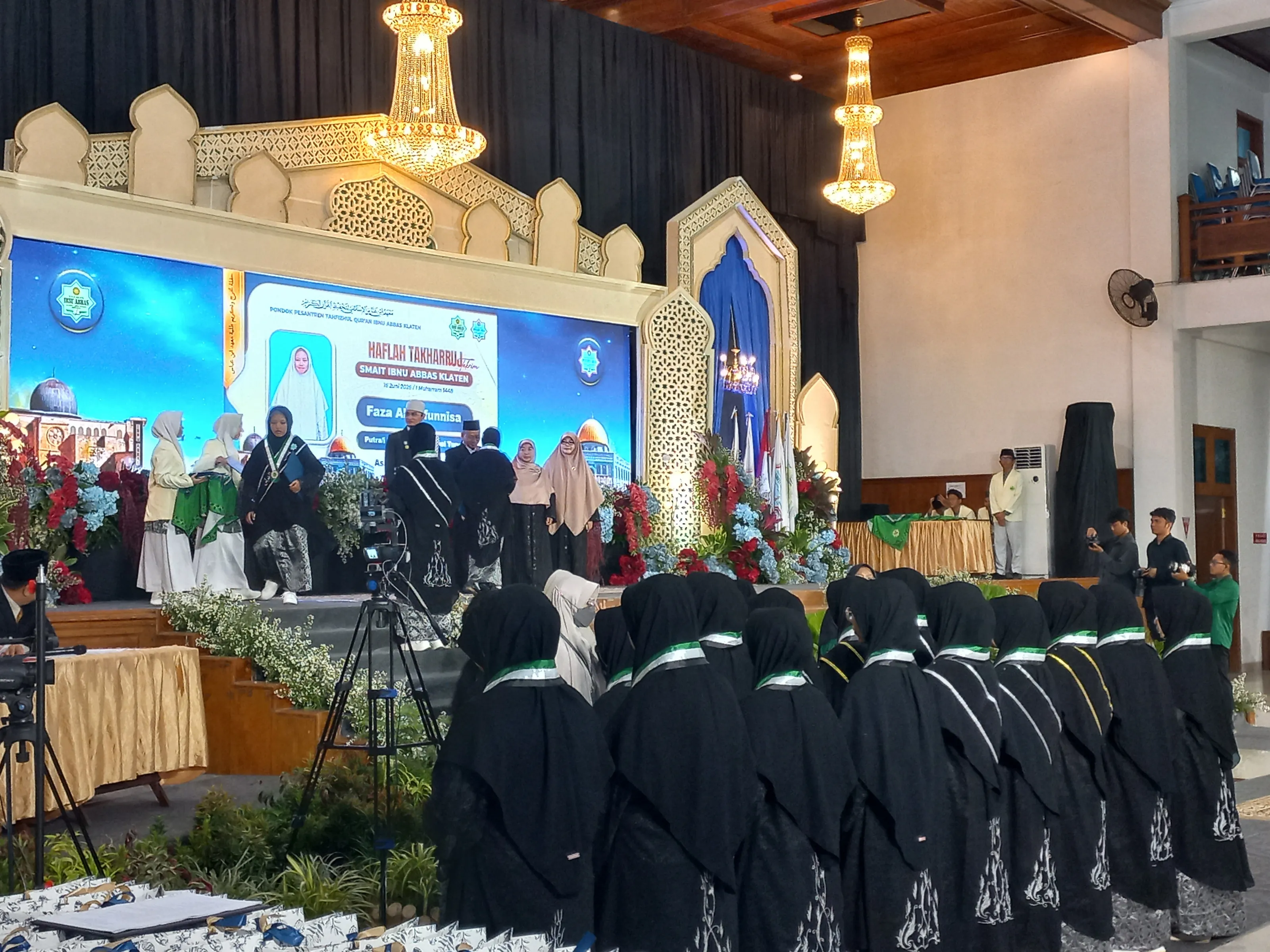 549 Santri PPTQ Ibnu Abbas Klaten Diwisuda, 101 Lolos PTN Jalur Nasional