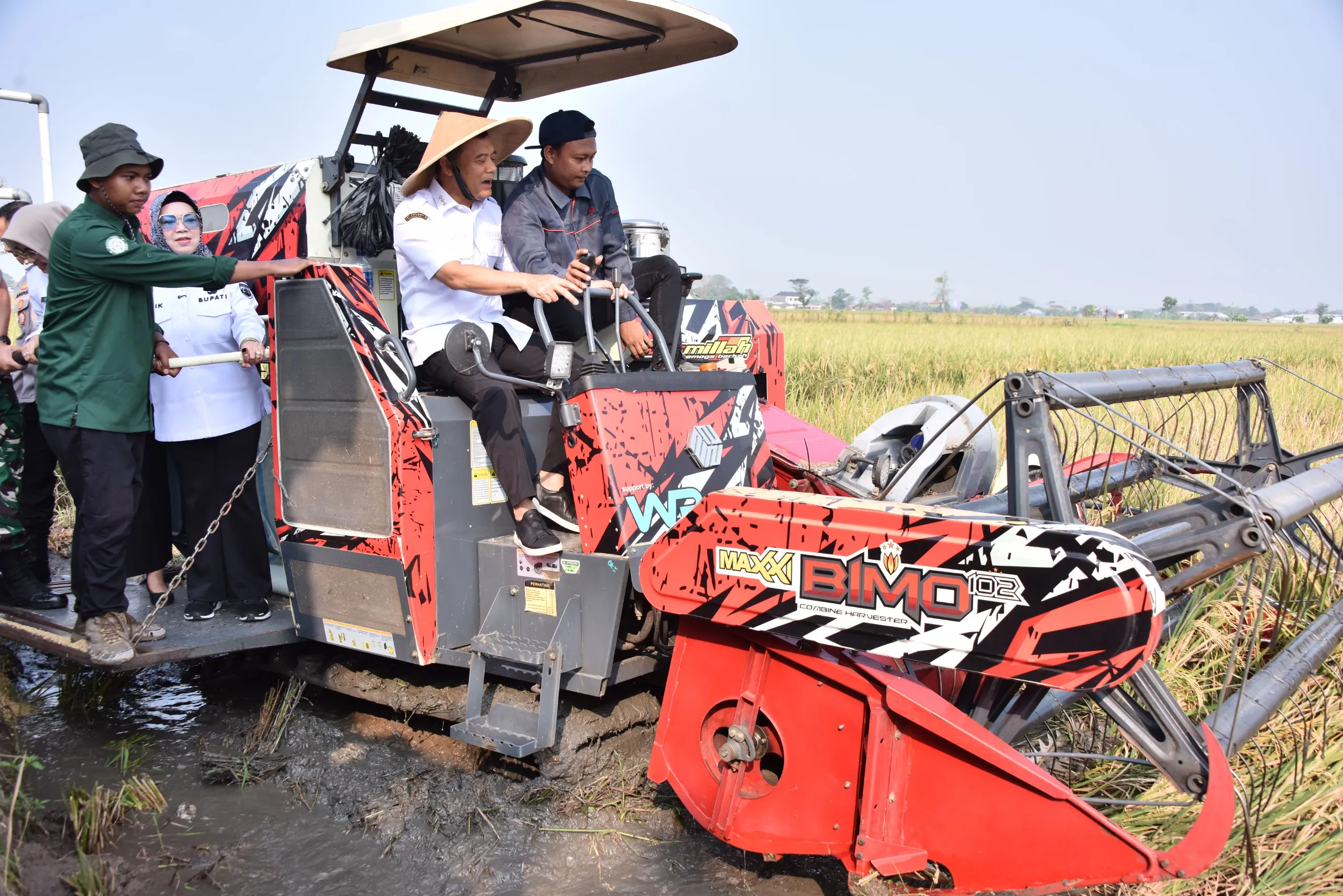 Produksi Gabah Kering Meningkat 25%, Sukoharjo Jadi Percontohan Produksi Padi