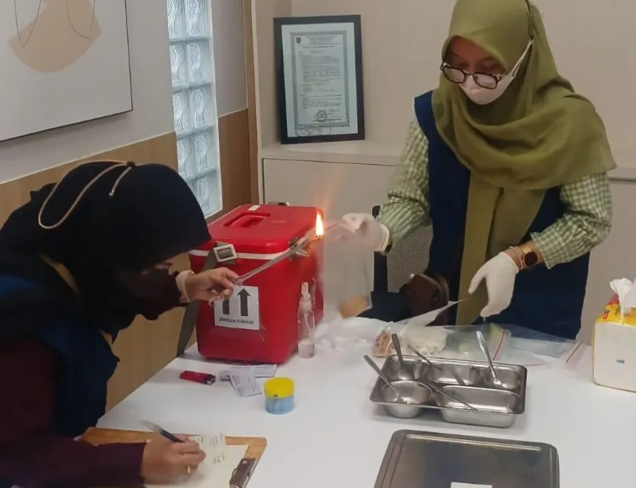 Ratusan Murid dan Guru SMKN 6 Semarang Keracunan MBG, Dinkes Lakukan Uji Lab