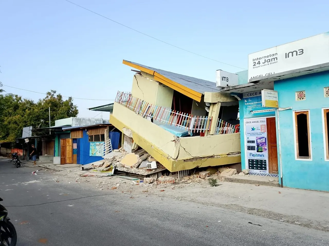 Gempa di NTT: 5.000 Warga Mengungsi, Butuh Bantuan Logistik hingga Obat-obatan