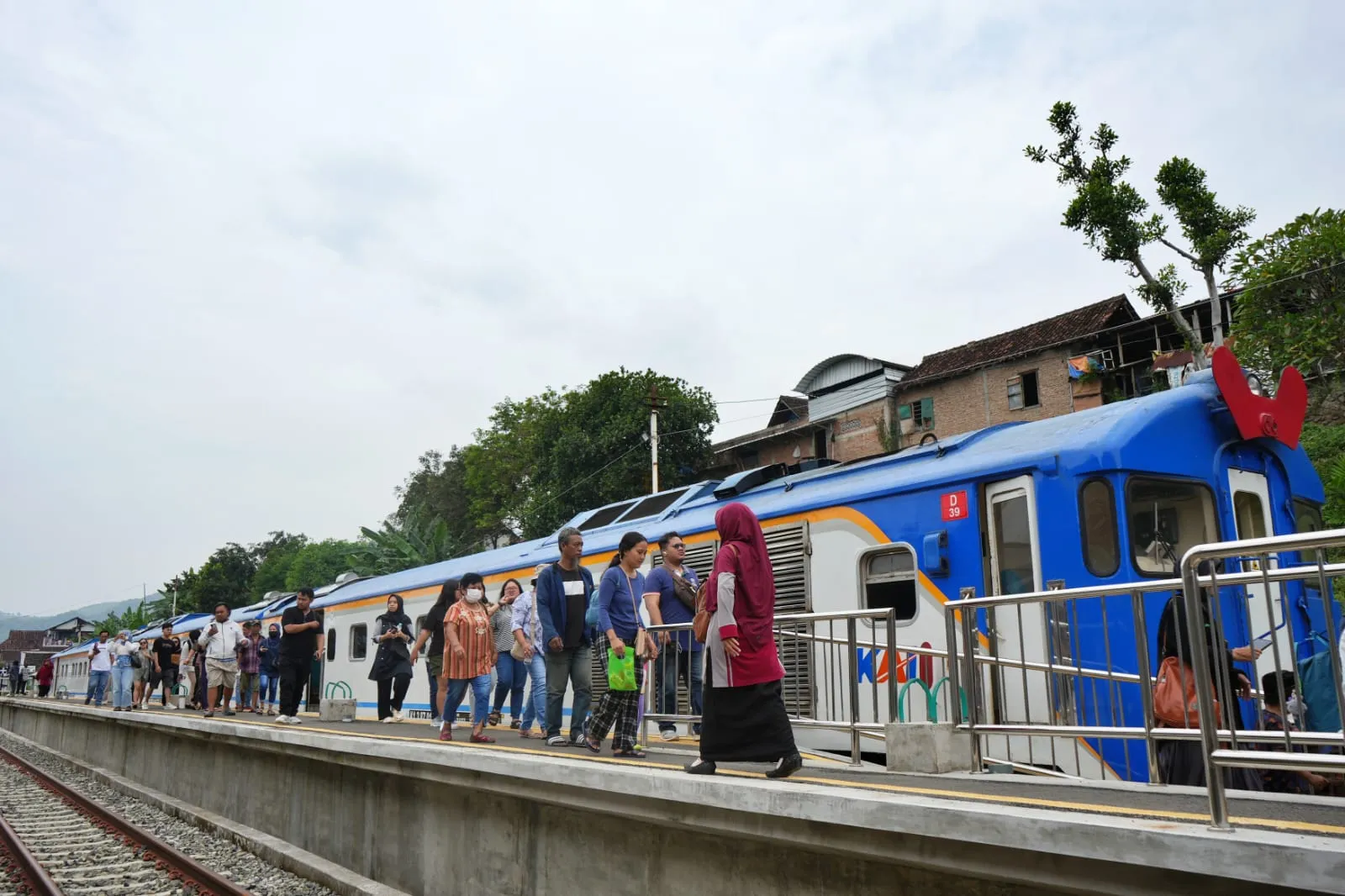 KA Batara Kresna Layani 3.866 Penumpang selama Libur HUT RI, Terbanyak Wonogiri