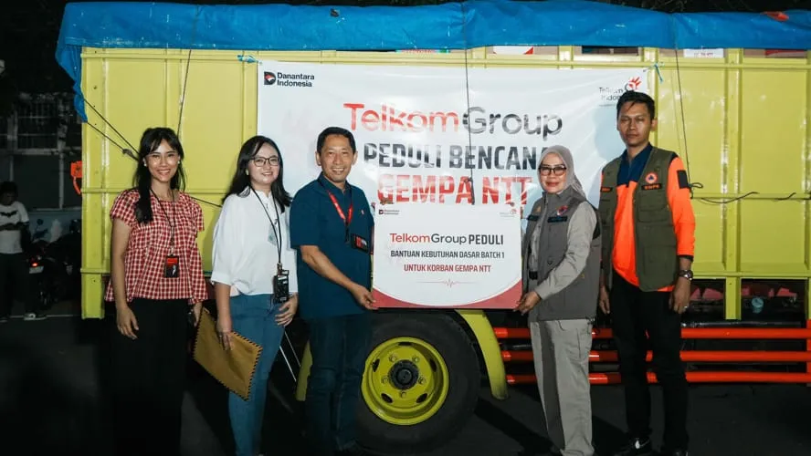 TelkomGroup Salurkan Bantuan Kemanusiaan untuk Warga Terdampak Gempa NTT