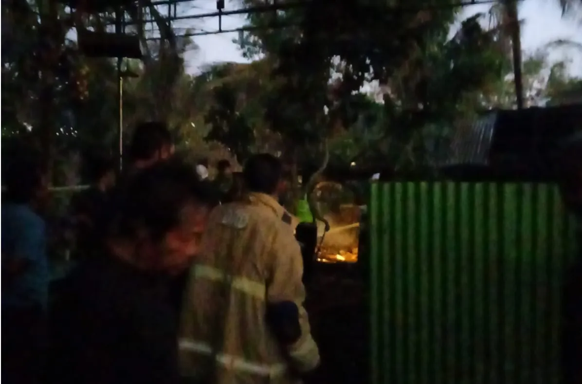 Percikan Api Tungku Rebusan Air Picu Kebakaran Gudang di Pracimantoro Wonogiri