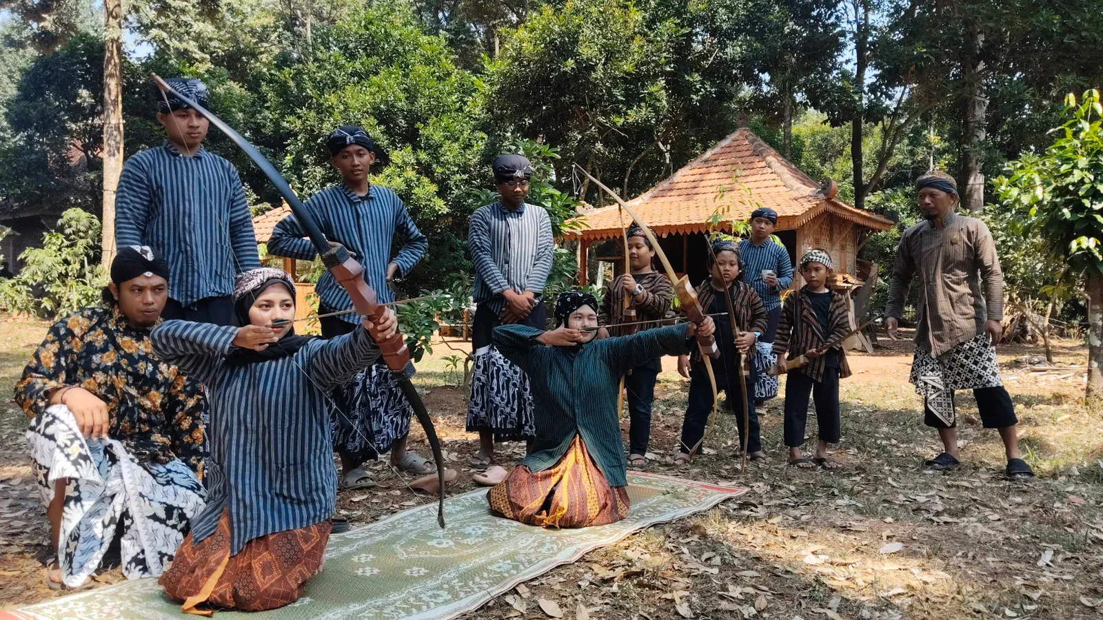 Serunya Jemparingan di Semarang, Merawat Tradisi Panahan Khas Mataraman