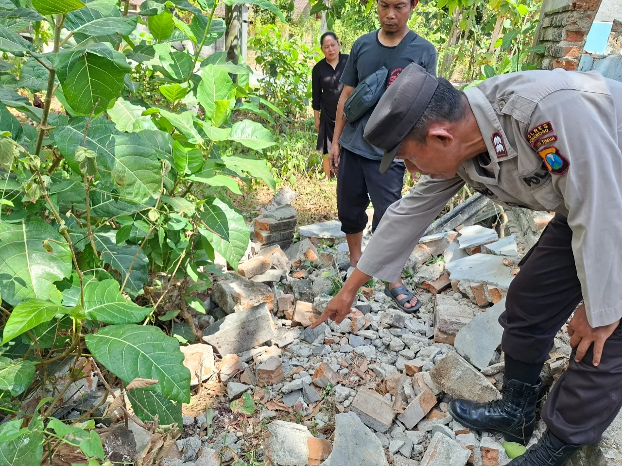 Bocah 9 Tahun Meninggal Tertimpa Tembok Kamar Mandi di Ponorogo