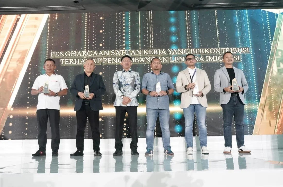 Raih Dua Penghargaan, Imigrasi Surakarta Torehkan Prestasi