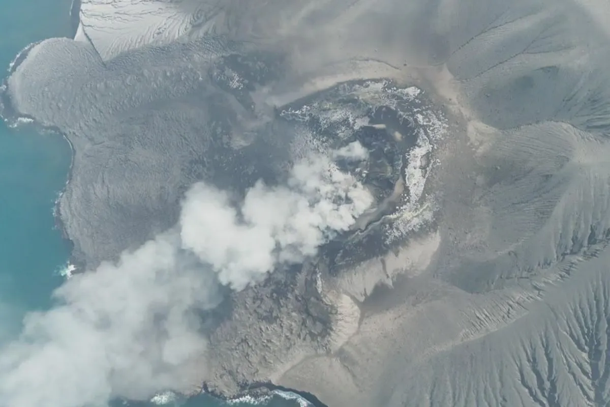 5 Jurnalis Hilang Kontak saat Hendak Meliput Erupsi Gunung Anak Krakatau