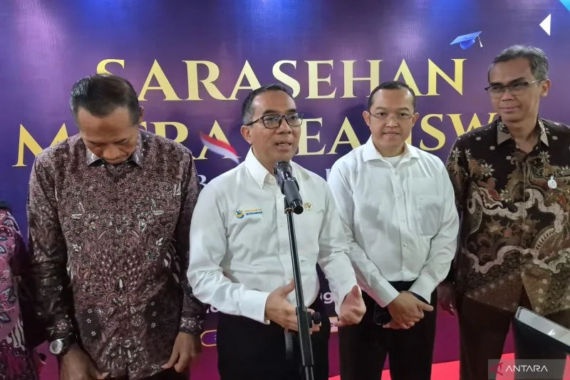 Kuliah Gratis Butuh Dana Rp93,7 Triliun, Mendiktisaintek: Itu Baru Hitungan Awal