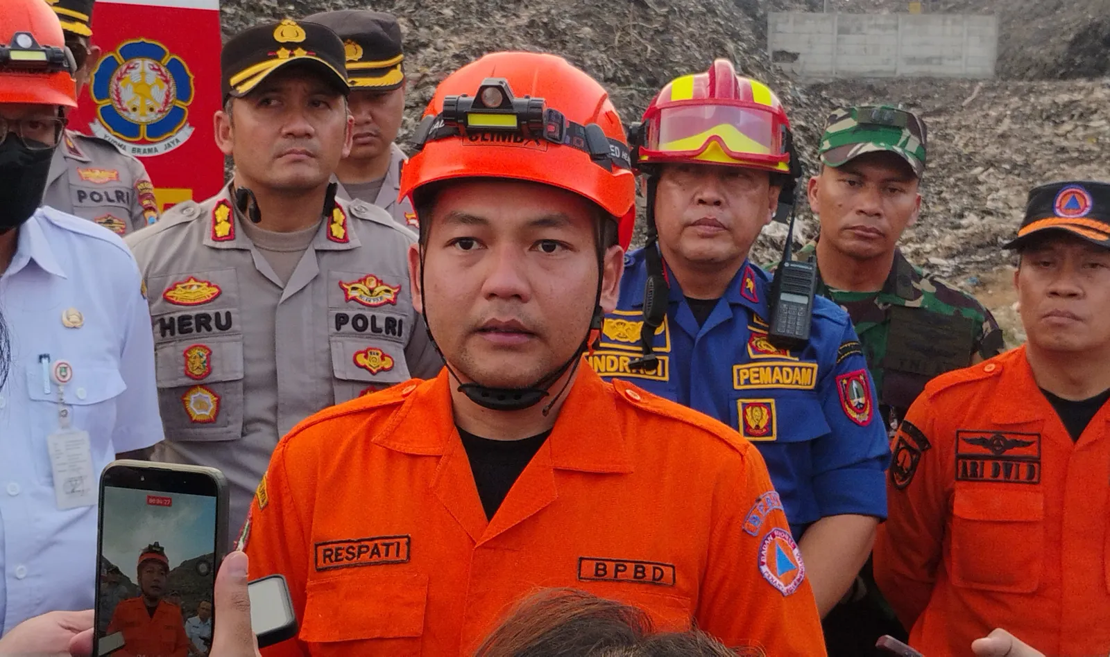 Status Darurat Kebakaran TPA Putri Cempo Berakhir, Gas Metana Masih Mengancam