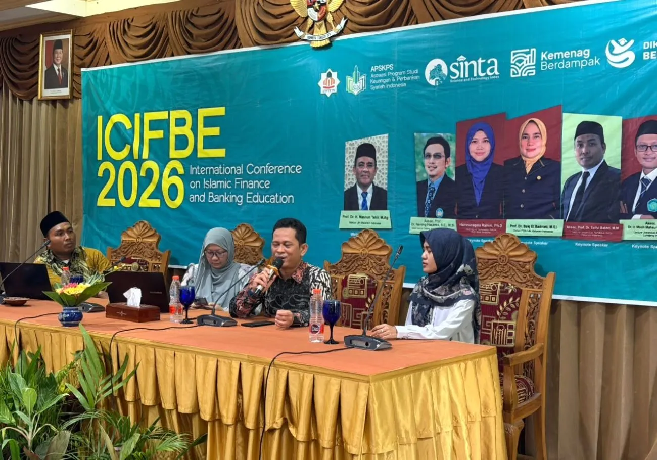 Dosen UIN Saizu Presentasikan Riset Layanan Cardless BSI di Forum Internasional