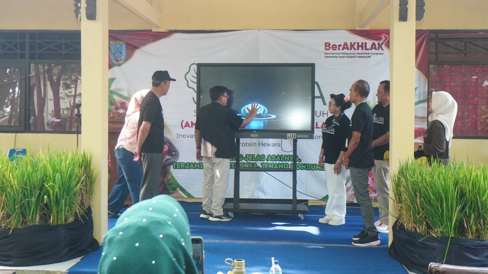 Pemkot Salatiga Luncurkan SeLaDA, Edukasi Pilih Daging Ayam Sehat