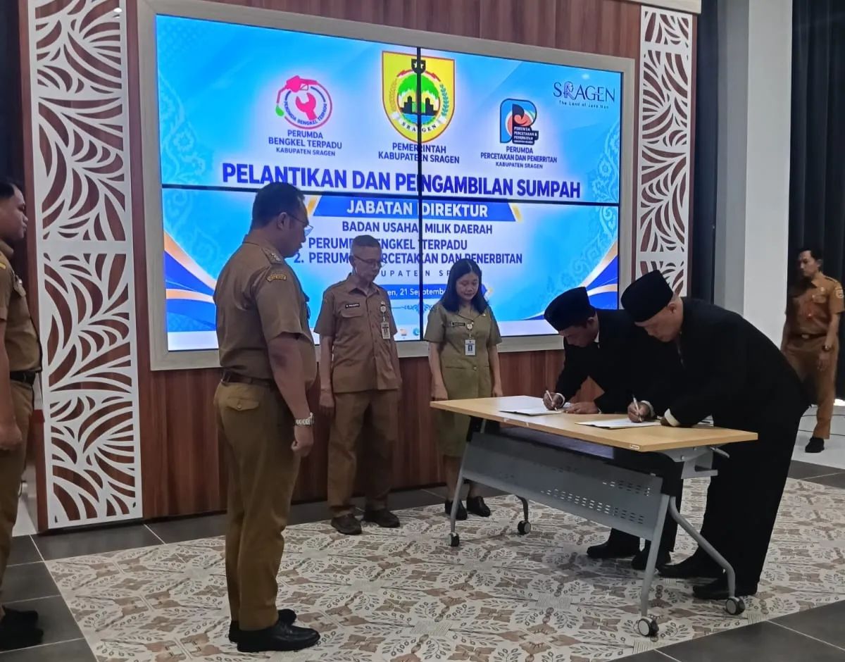Lantik Direktur Baru, Bupati Minta Perbaiki Tata Kelola 2 BUMD Sragen