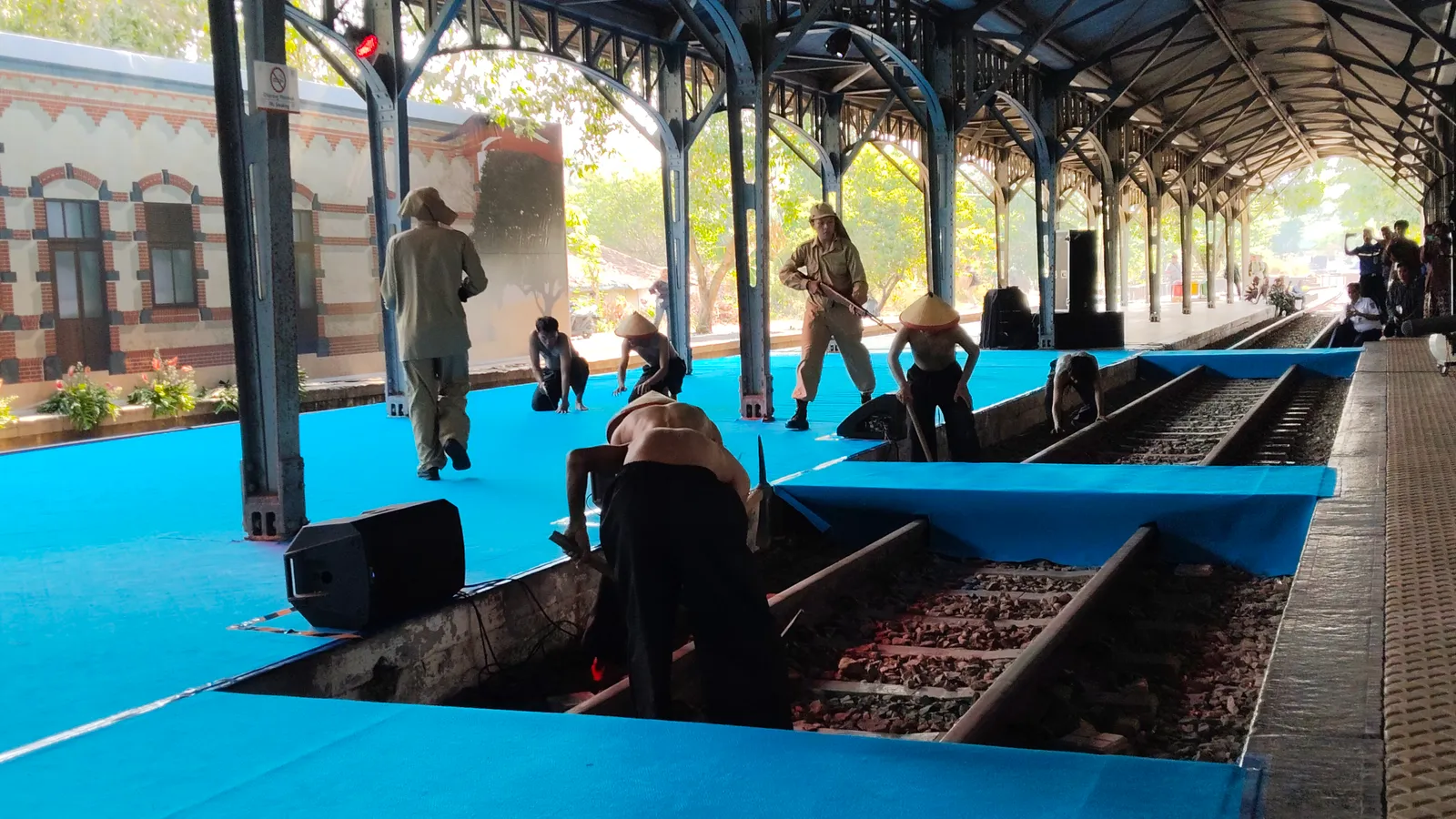Bernostalgia Sejarah Kereta Api Lewat Teaterikal di Stasiun Kedungjati