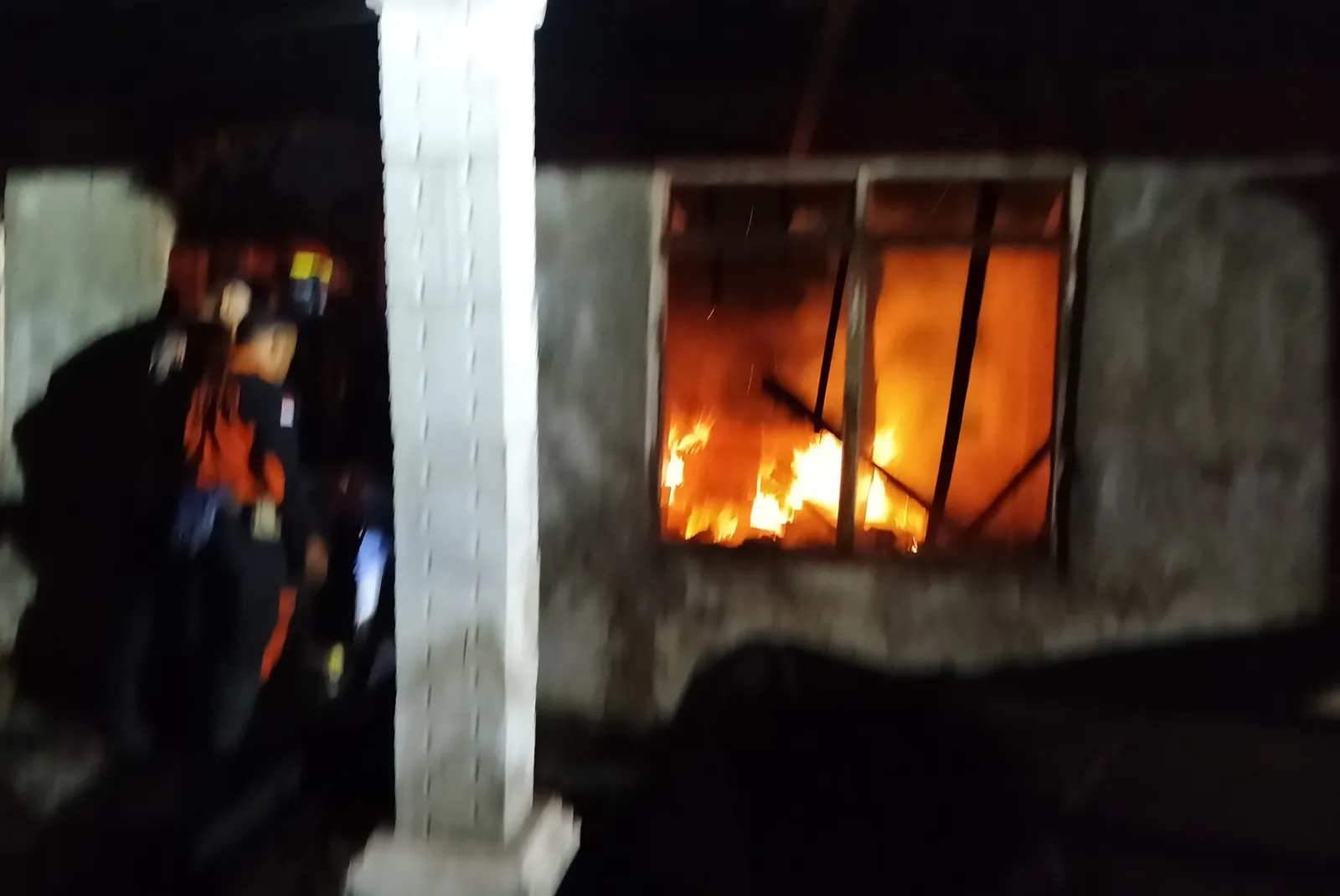Bikin Panik saat Tengah Malam, Rumah Warga di Siwal Sukoharjo Ludes Terbakar