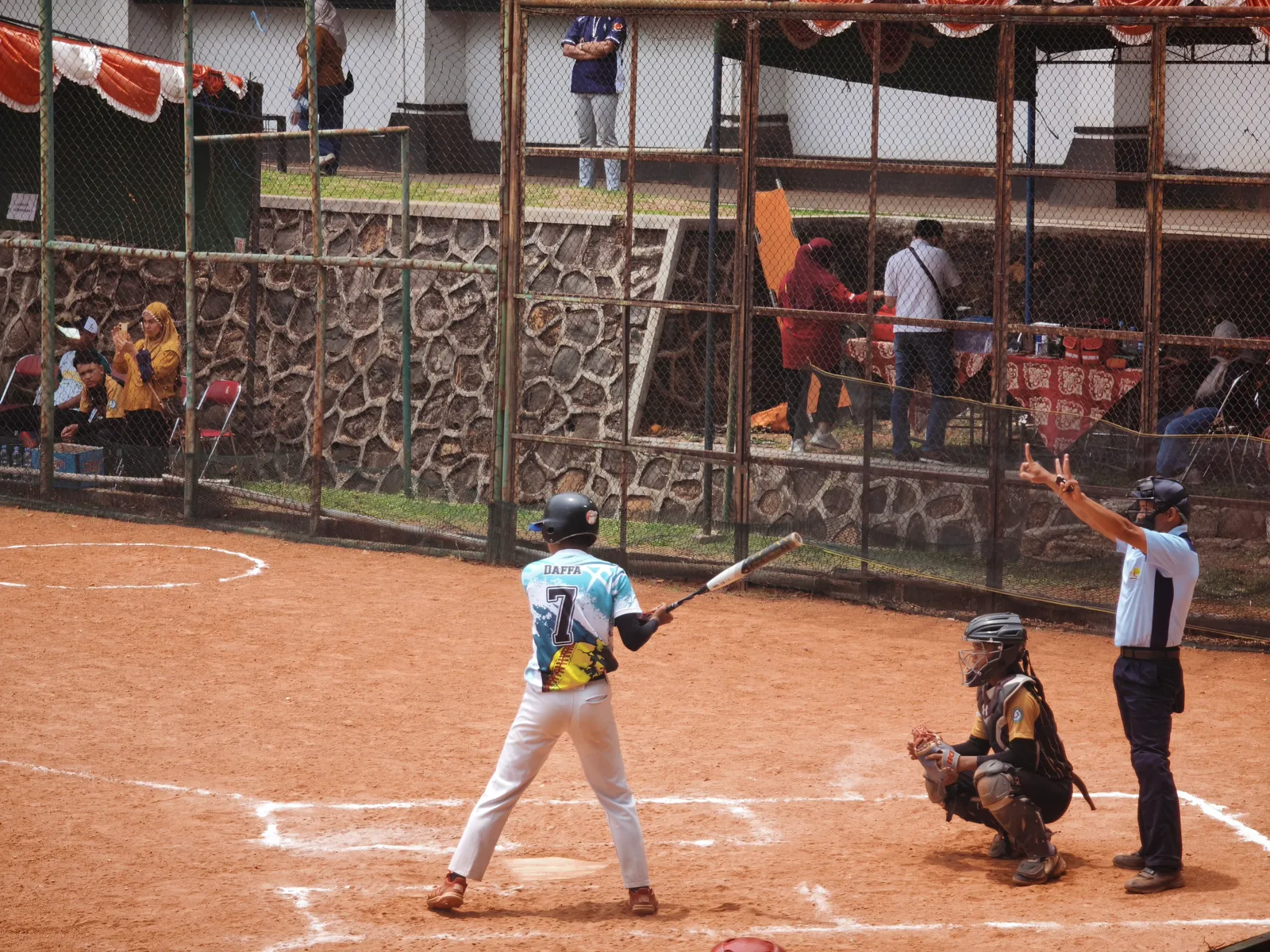 Laga Perdana di Porprov Jateng 2026, Tim Softball Putri Solo Tekuk Grobogan 6-3