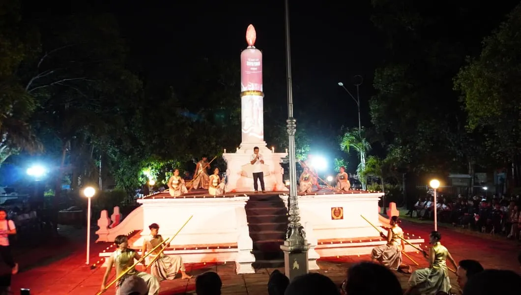 Sumpah Pemuda di Tugu Lilin Solo Diwarnai Pembacaan Puisi hingga Geguritan